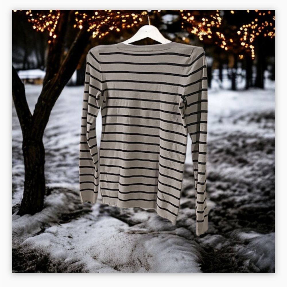 JACOB Grey/Black Stripe Knit Sweater -Boatneck-Button at neck detail -SzM-EUC🍂 - Picture 11 of 11